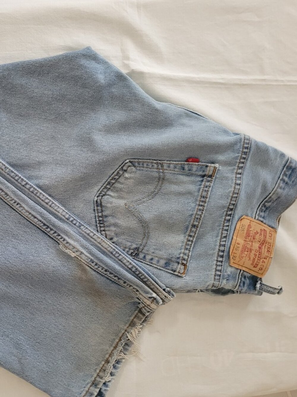 Levis 505 Jeans Regular Fit 36x32 Mens Worn - Picture 2 of 15